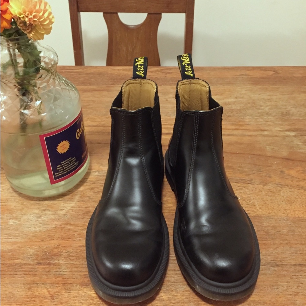Dr. Martens Chelsea Boots